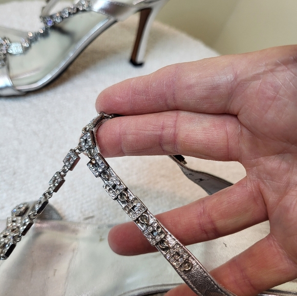 Stuart Weitzman Elegant Silver Rinestone Strappy Women's Heels - Picture 9 of 14